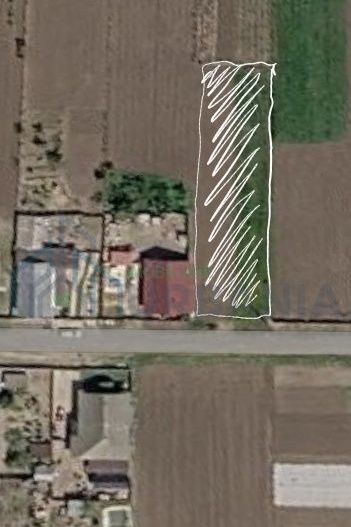 Teren intravilan de vanzare in Stolniceni Prajescu, judetul Iasi - Poză 1