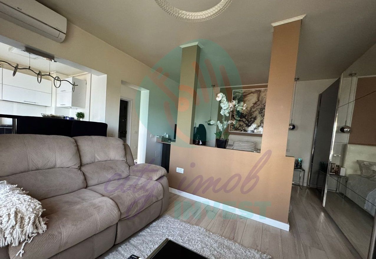 Garsoniera cu CENTRALA PROPRIE - Poză 8