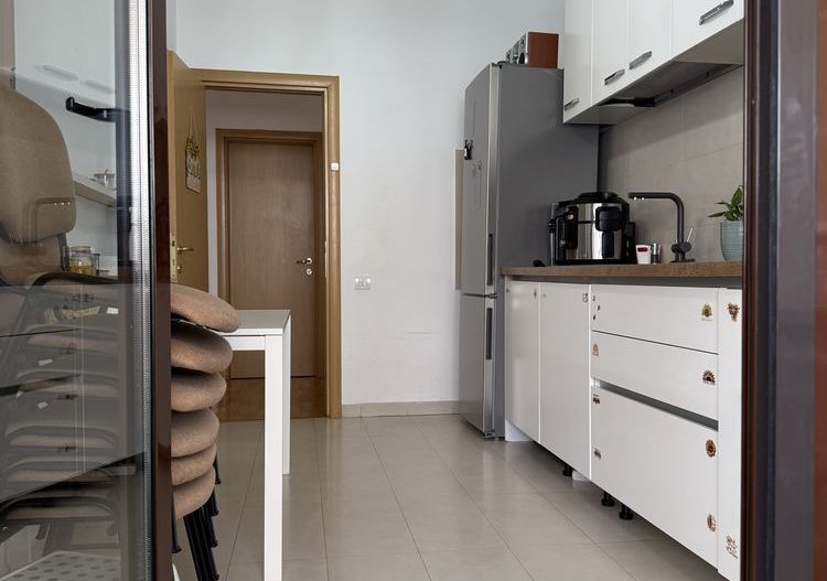 Apartament premium 3 camere Cartierul Francez, et. 1, terasă, parcare - Poză 4