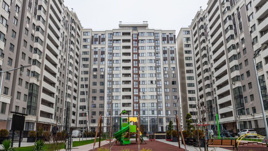 Vânzare apartament cu 3 camere, str. Vasile Lupu, sect.Buiucani - Poză 1