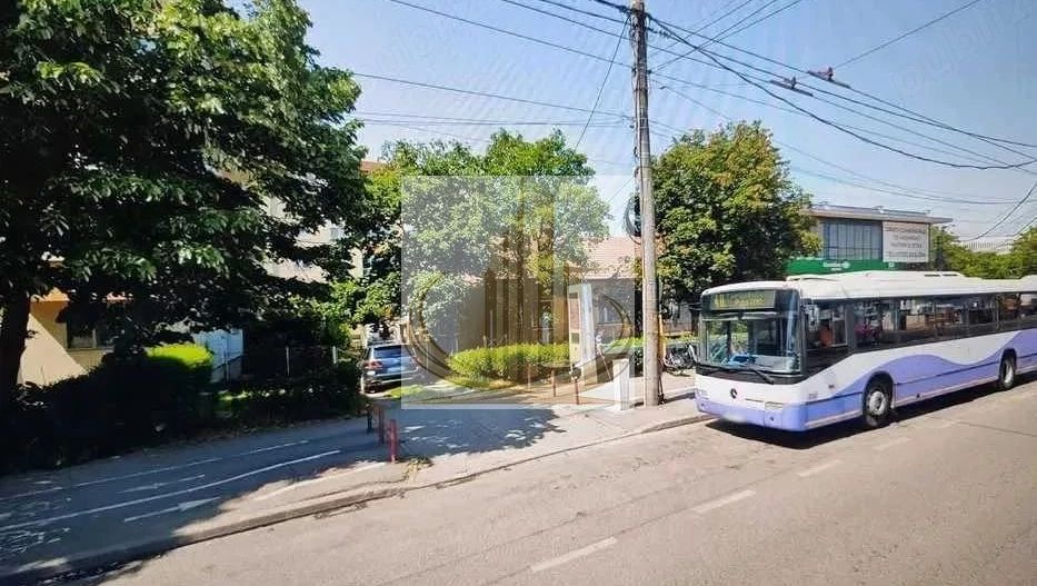 Proprietar vand apartament la casa pe Torontalului - Poză 1