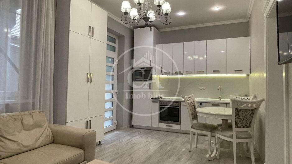 Apartament la casa, de inchiriat cu 3 camere Ultracentral, Oradea - Poză 7