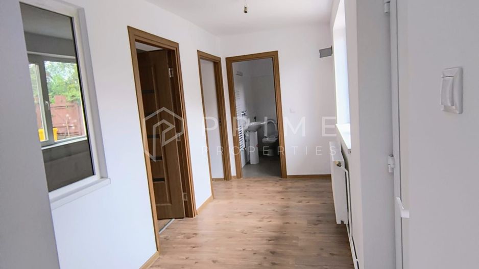 Casă cu 3 camere de vânzare, la cheie, în Unirii, Târgu Mureș - Poză 1