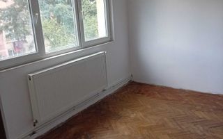 BRASADAS vinde ap 2 cam etaj 3/4 in Solidaritatii. - Poză 4