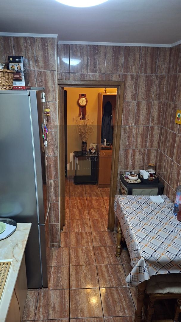 Apartament 4 camere decomandat Titan - Poză 7