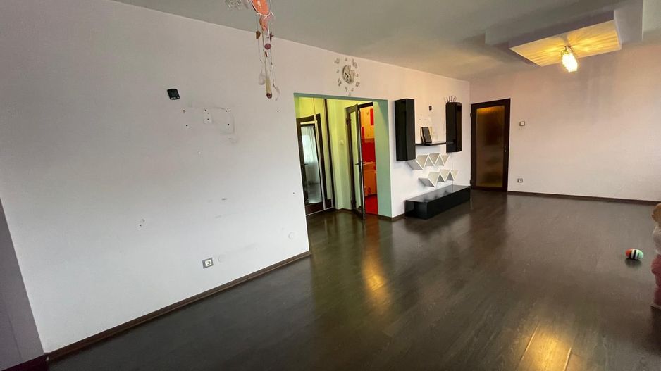 AP. 2 CAMERE - 63 MP, MASINA SPALAT VASE, METROU 10 MIN,COMISION 0% - Poză 5