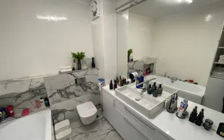 Casa S+P+E+M | 605 mp utili | 10 camere | 3 bucatarii | 4 bai | 3 terase | Garaj - Poză 28