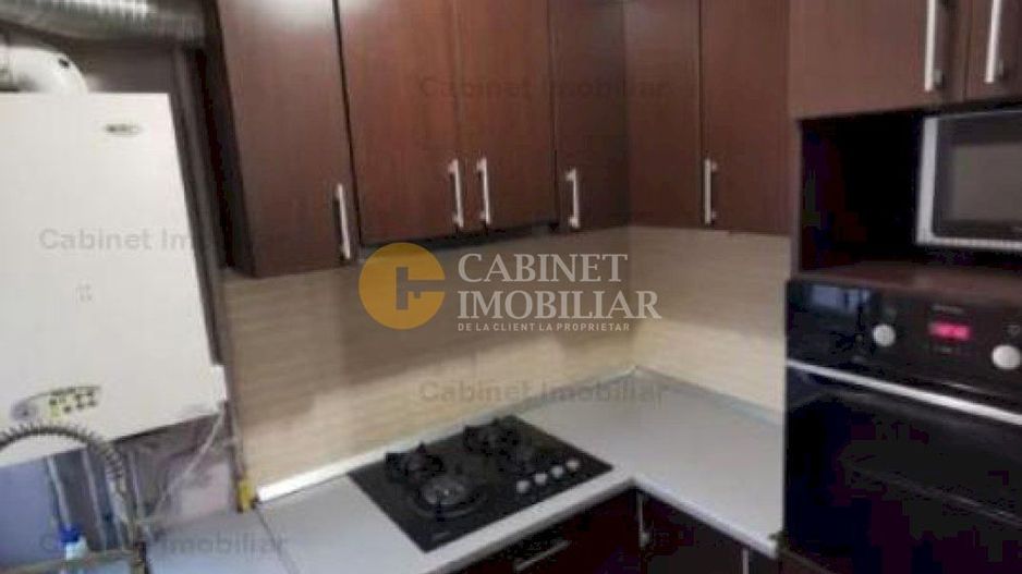 3 CAMERE DECOMANDAT - BLOC DIN 1982 - ETAJ 1 - CENTRU - Poză 5