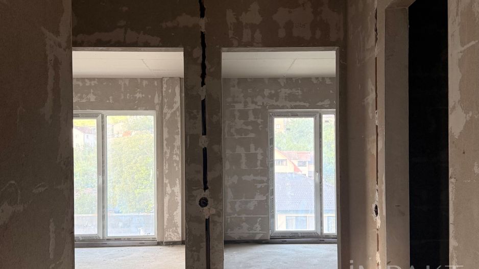 Casa cuplata cu garaj dublu, in Dezmir! - Poză 20