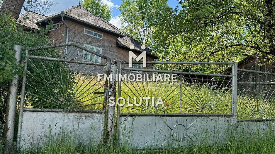 Casă de vânzare în Moisei, zonă turistică- 23 ari teren! - Poză 3