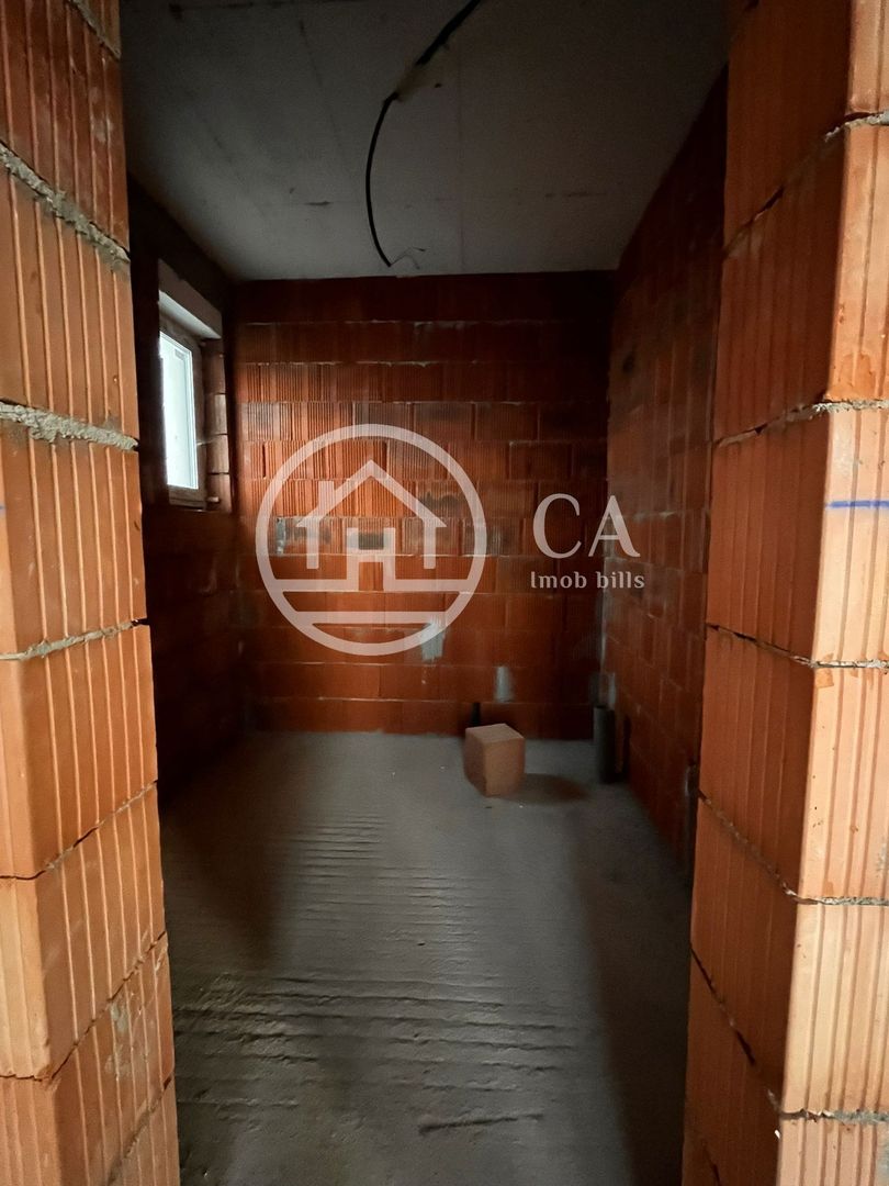 Casă de vânzare cu 4 camere in cartierul Bălcescu, Oradea - Poză 7