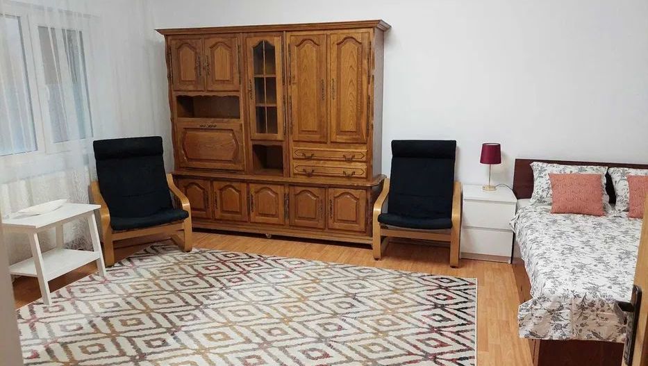 Garsoniera de inchiriat - Poză 1