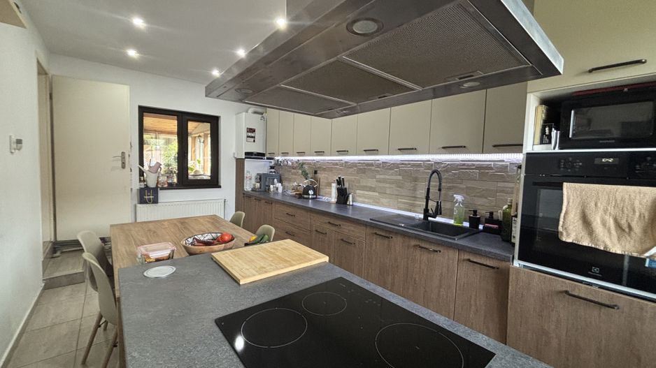 Vilă individuală/poziție avantajoasă în Dumbrăvița! - Poză 4