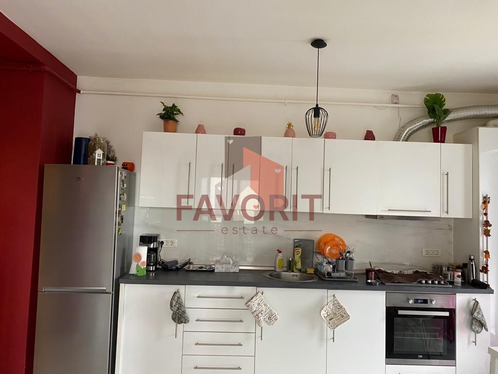 2 camere | centrala proprie | mobilat si utilat | loc parcare | zona excelenta | - Poză 4