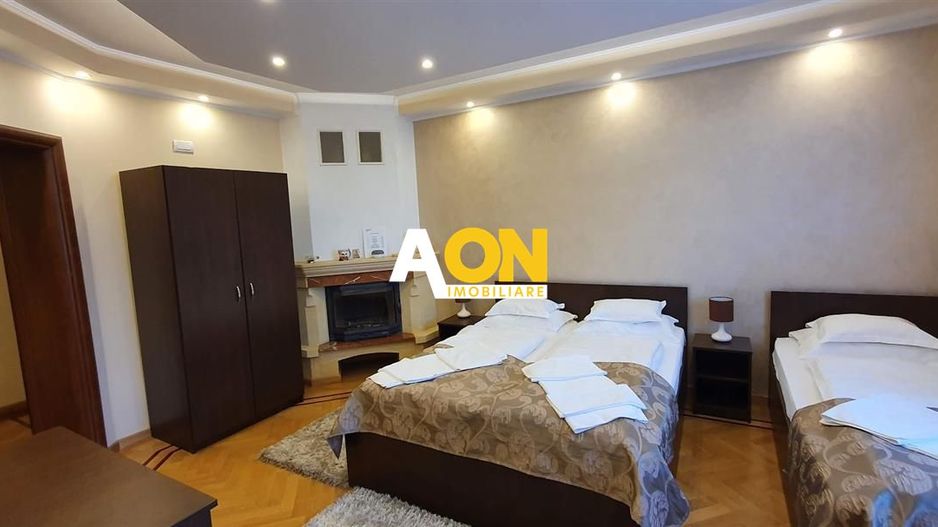 Casa 10 camere, ideala ca pensiune, zona Cetatii Alba Carolina - Poză 10