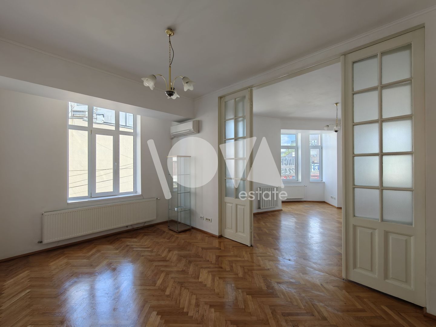 De închiriat: apartament 4 camere stradal- pretabil birou - Cotroceni - Poză 1