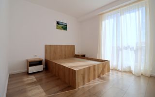 Apartament luminos, spatios, mobilat - Poză 3