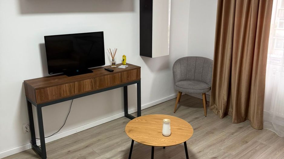 Apartament cu 2 camere, renovat, mobilat și utilat, VASLUI - zona AUROCOR-GARA; - Poză 8
