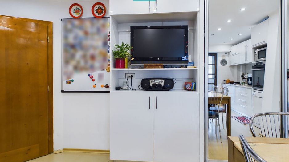 Apartament 3 camere, etajul 1, zona Alfa - Poză 3