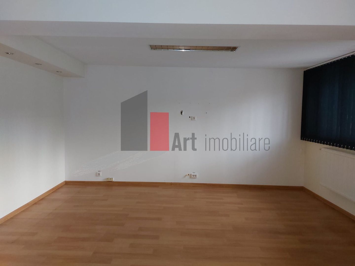 Spatiul industrial "LOKAL" pentru depozitare/productie, in incinta APACA - Poză 10