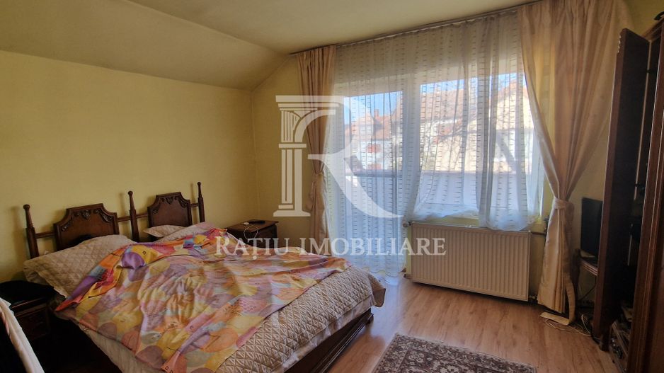 Casa cu 5 camere de vanzare | Iosia | Oradea. - Poză 10