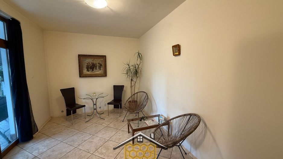 Casa P+1 cu garaj si 950 mp teren in Simnicul de jos - Comision 0% - Poză 6