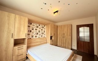 Apartament cu 3 camere decomandate / etaj intermediar - Poză 13