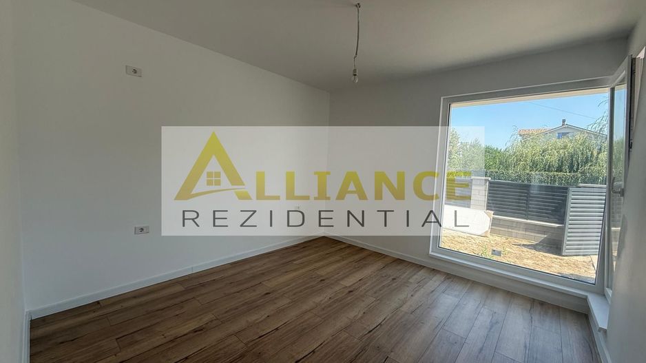Casa individuala ||4 camere 2 bai || 454 mp teren || - Poză 17