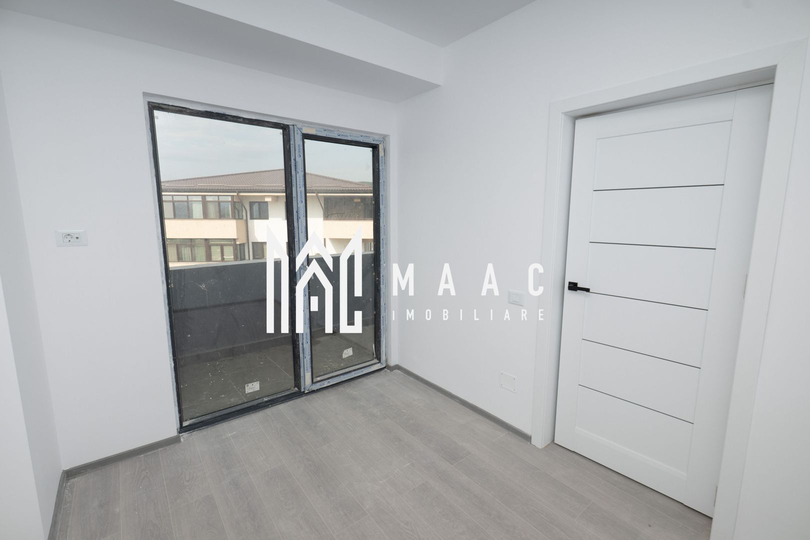 PENTHOUSE STRADA OSTROVENI| ETAJ 3| BLOC INTABULAT - Poză 4