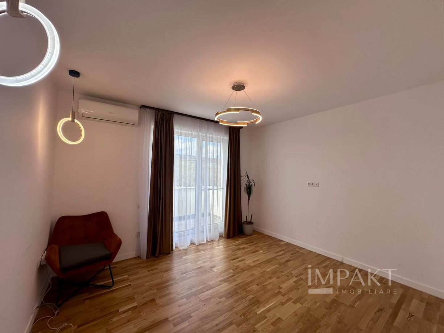 Vila | Zona Iris | Ultrafinisata | 120 mp + 350 mp Teren + 70 mp Teras - Poză 12