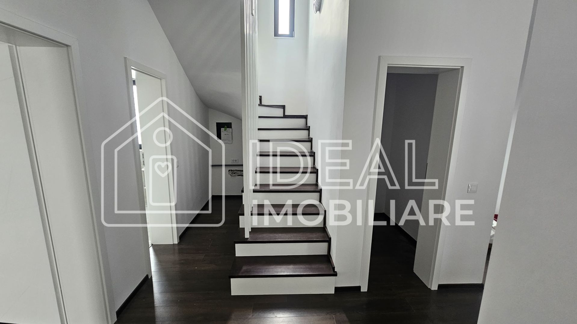 Duplex Modern cu 4 camere Mobilat si Utilat, in  Cristian - Poză 7