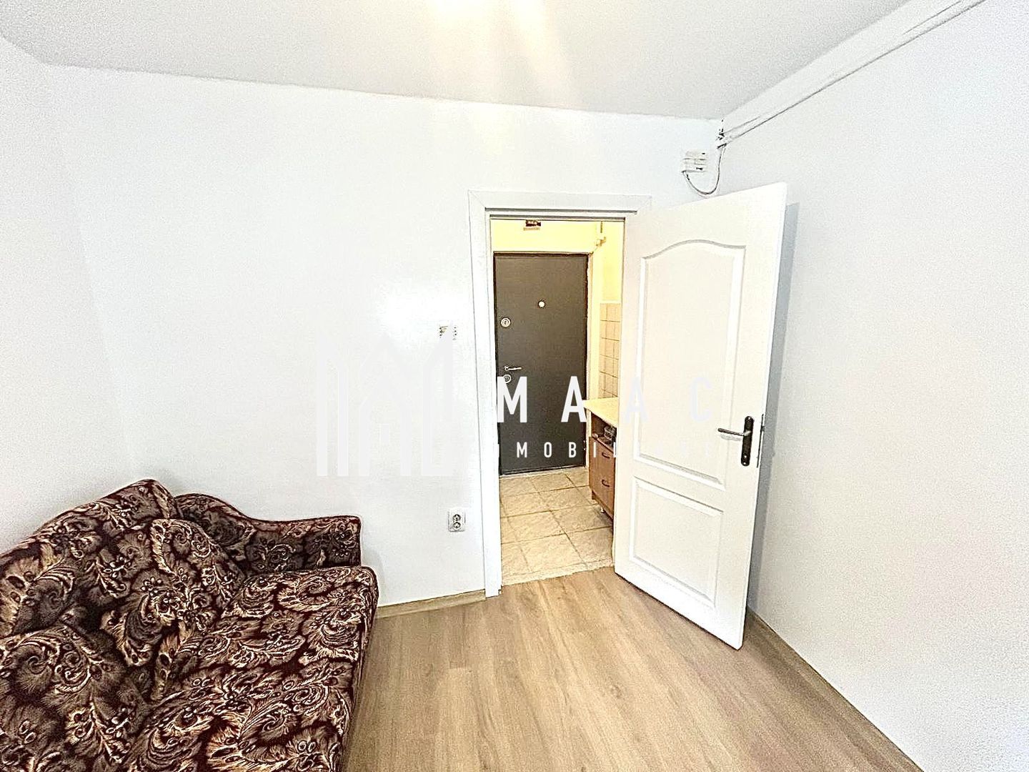 Garsonieră | 15 mp | Complet renovată | Centrală proprie | Lazaret - Poză 2