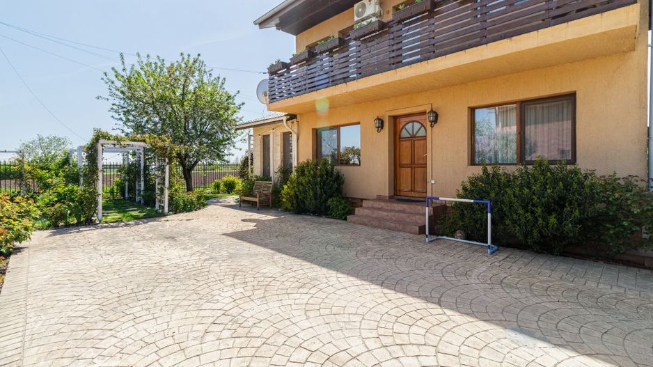 Casa cu suflet si gradina spectaculoasa - Poză 24