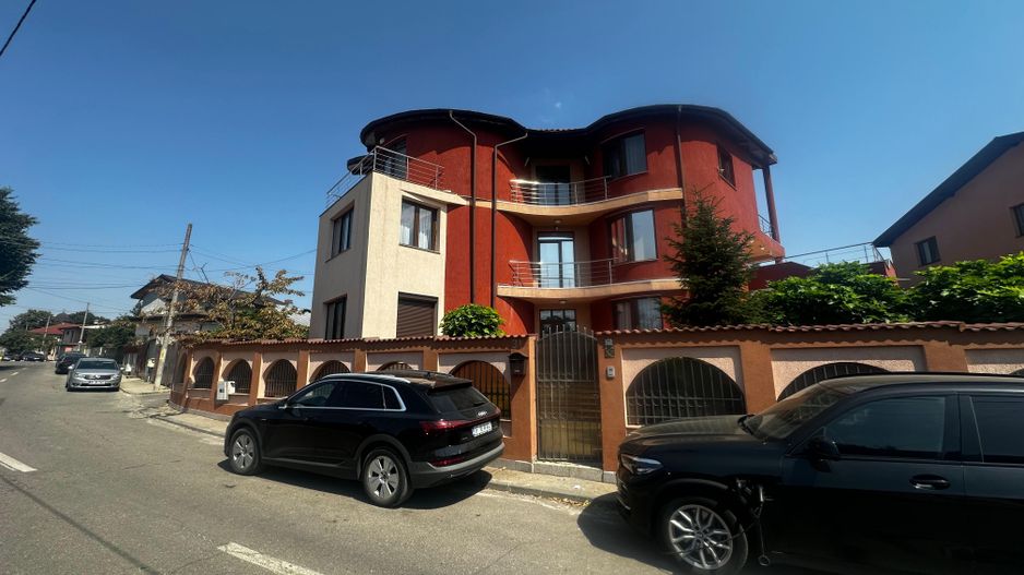 CASA INDIVIDUALA, 9 CAMERE, TEREN 475 MP, MOBILAT/UTILAT, COMIS 0% - Poză 1