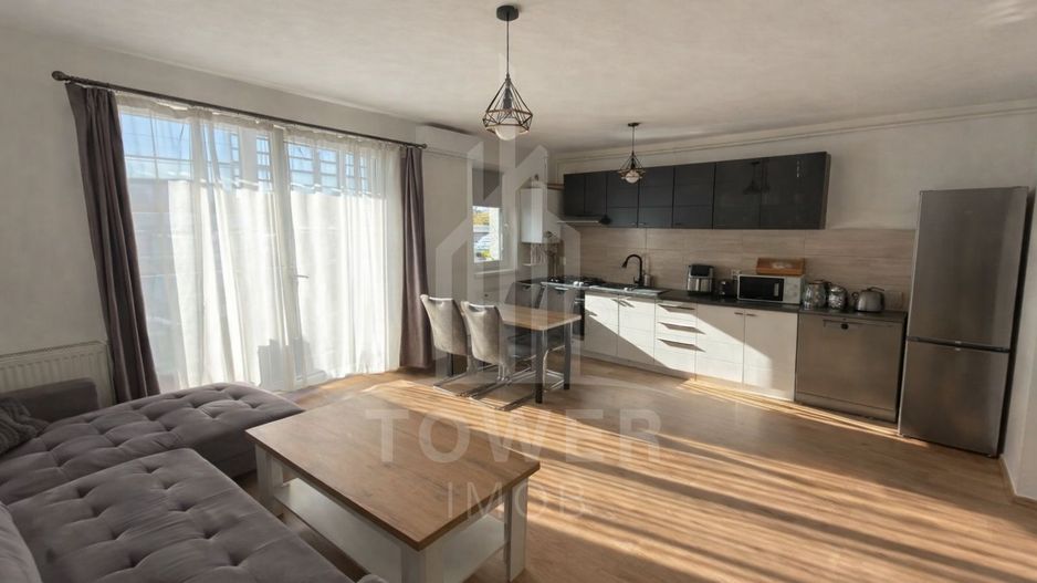 Apartament 3 camere--Turnisor | Decomandat | Balcon 10 mp | Parcare privata - Poză 1