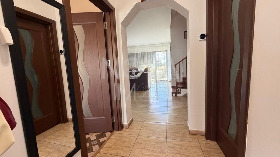 Casa tip duplex - mobilata si utilata - Poză 12