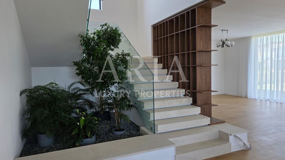 Dumbrava Vlasiei – Armonie între design, lumină și natură - Poză 3