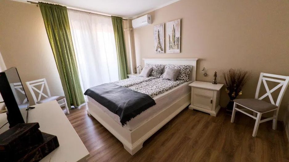 Apartament Modern 3 Camere De Inchiriat | Parcare Subterana Inclusa | 2 Bai - Poză 2