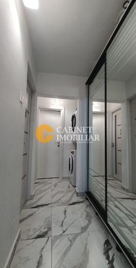 3 Camere Decomandat-Renovat- zona Alexandru cel Bun- bloc 1982 - Poză 6