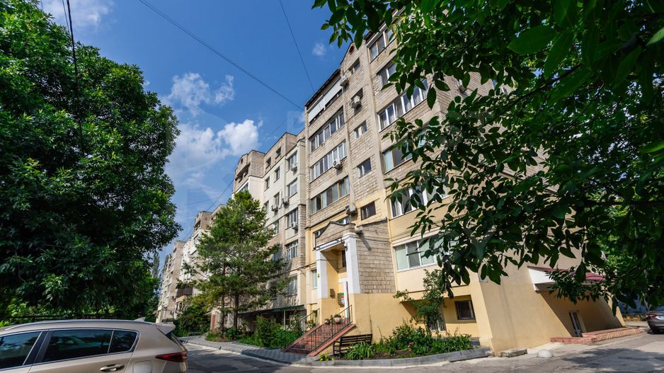 Vânzare, apartament, 2 camere, str. Miron Costin, Râșcani - Poză 1