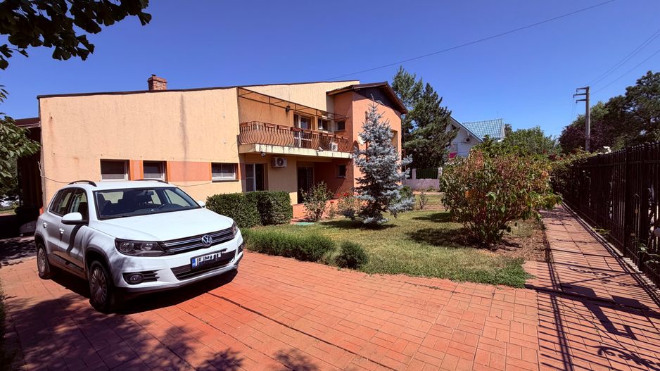 Vilă cu 2 locuințe independente — Corbeanca - Poză 28