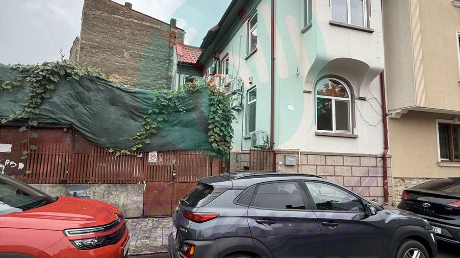 Vila in stil arhitectural german adiacent Calea Mosilor - Poză 1