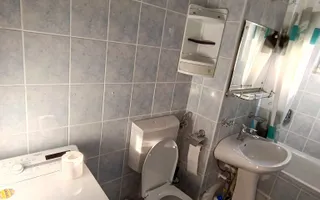 Apartament cu 2 camere, 55 mp, centrală proprie și aer condiționat - Poză 11
