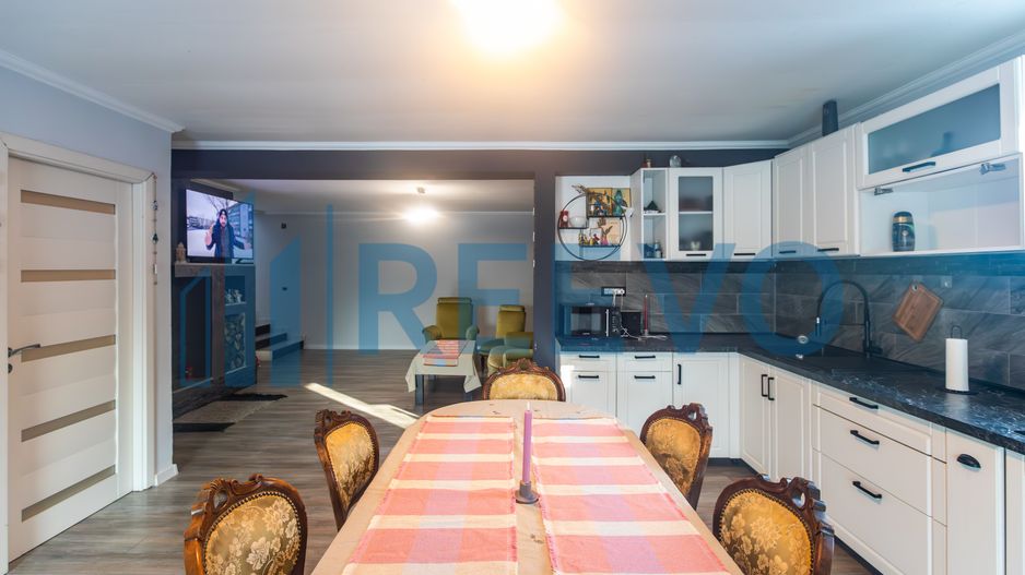 Proprietate cu casa si spatiu comercial+teren 4060 mp Bahna - Poză 24