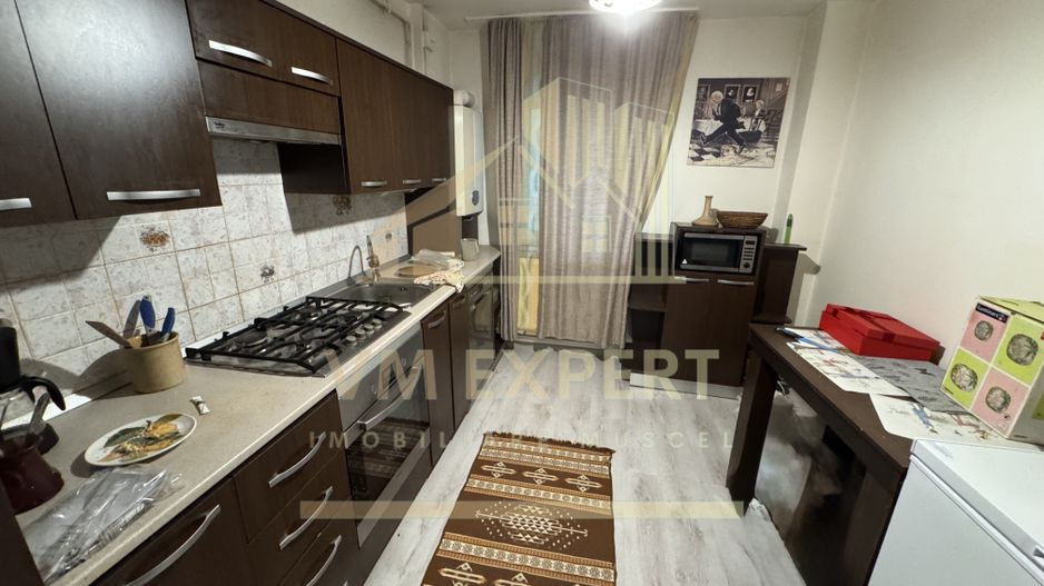 APARTAMENT 3 CAMERE PARTER ZONĂ ULTRACENTRALĂ CAMPULUNG - Poză 4