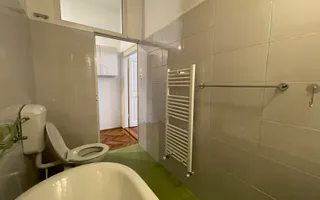 EXCLUSIVITATE. Apartament interbelic. Confort și eleganță. UMF - Poză 14