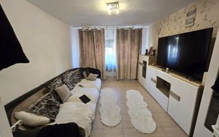 Apartament cu 3 Camere,  64mp, Zona Cetate - Poză 4