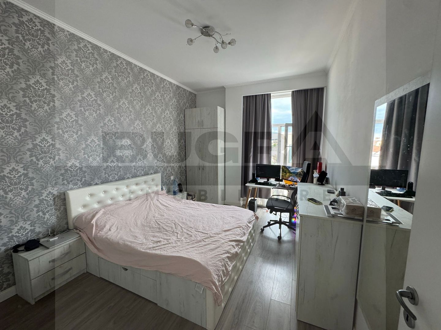 Apartament de 3 camere, 65mp, modern, zona strazii Ploiesti - Poză 1
