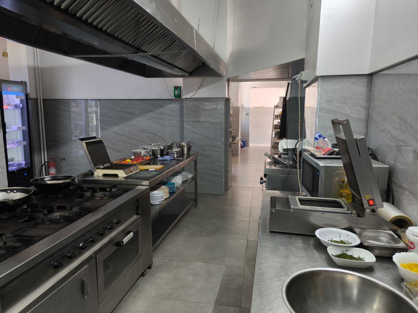 MANGALIA (Cod01) Pret Redus, spatiu comercial ultracentral! - Poză 12