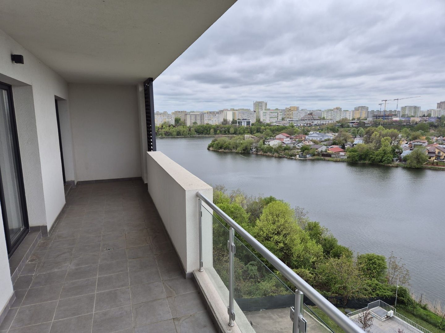 3 CAMERE VEDERE SUPERBA SPRE LAC BLOC NOU FINALIZAT TERASA GENEROASA - Poză 16